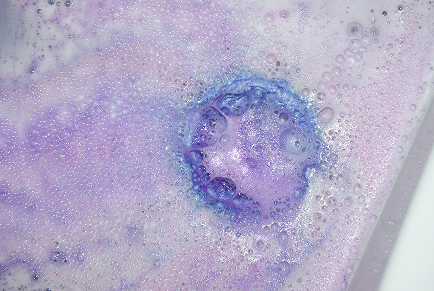 Review: Lush Goddess Bath Bomb - Oh My Lush.com